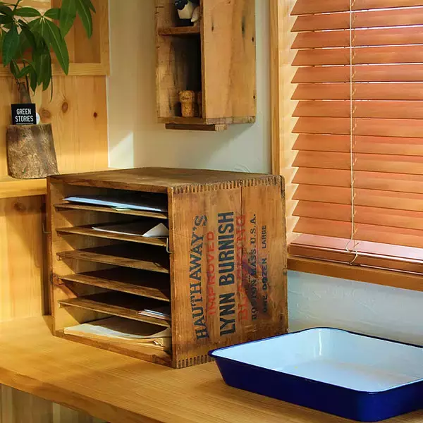 「生活雑貨から家具まで♪アンティーク風DIYで自分好みの雰囲気に」の画像