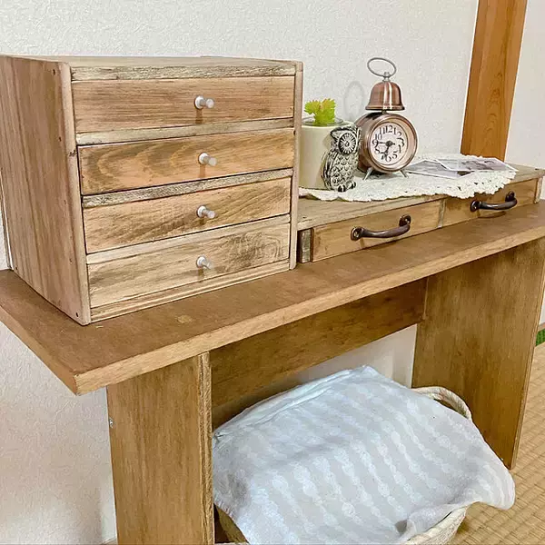 「生活雑貨から家具まで♪アンティーク風DIYで自分好みの雰囲気に」の画像