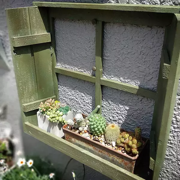 「生活雑貨から家具まで♪アンティーク風DIYで自分好みの雰囲気に」の画像