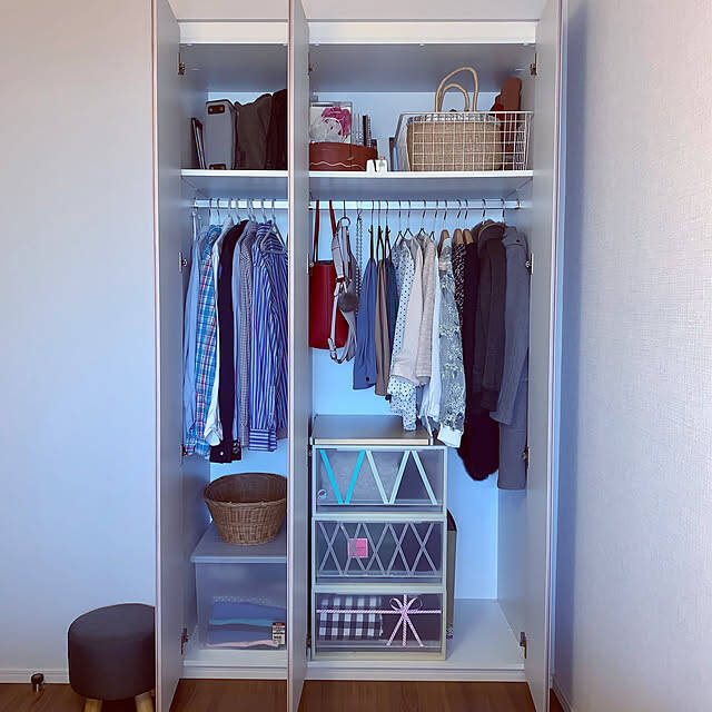 ごちゃつきを解消して自分らしくアレンジ♪空間が垢抜ける衣装ケースの目隠しアイデア