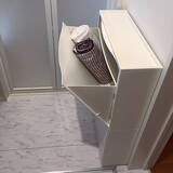 「スリムな形状を活かして場所を選ばず整える。IKEA「TRONES」の靴以外の収納アイデア6選」の画像1