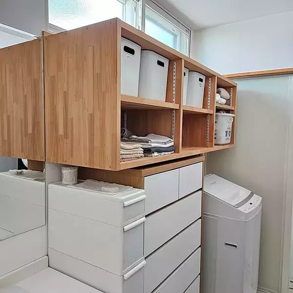 「限られた空間をむだなく有効活用！使いやすくてきれいに片付く洗面所収納のアイデア10選」の画像