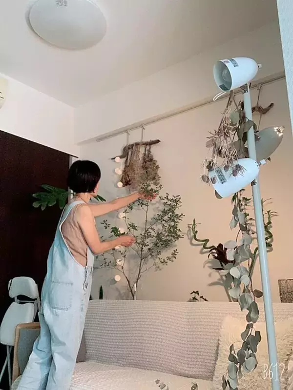 「「21m2。瑞々しいグリーンと赤が映える、透明感を楽しむナチュラルなお部屋」 by olive18さん」の画像