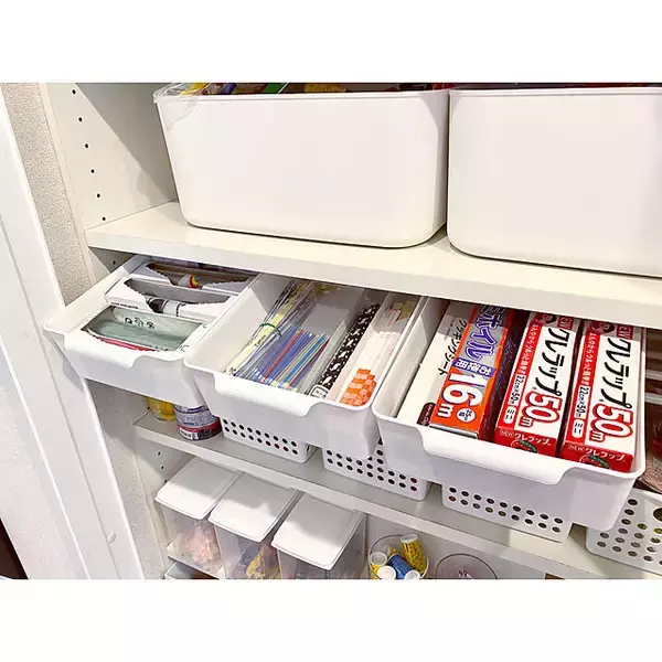 「もう迷わない♪使いやすくて見た目もキマるラップの置き場所」の画像