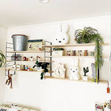 「100均アイテムで手軽にDIYを楽しむ♪お部屋を着飾ってくれるウォールシェルフ6選」の画像1