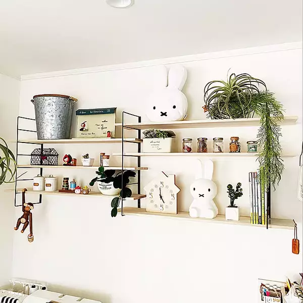 100均アイテムで手軽にDIYを楽しむ♪お部屋を着飾ってくれるウォールシェルフ6選