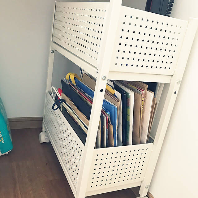 すっきり片付いて使いやすい！ゴミ袋&紙袋の収納アイデア10選