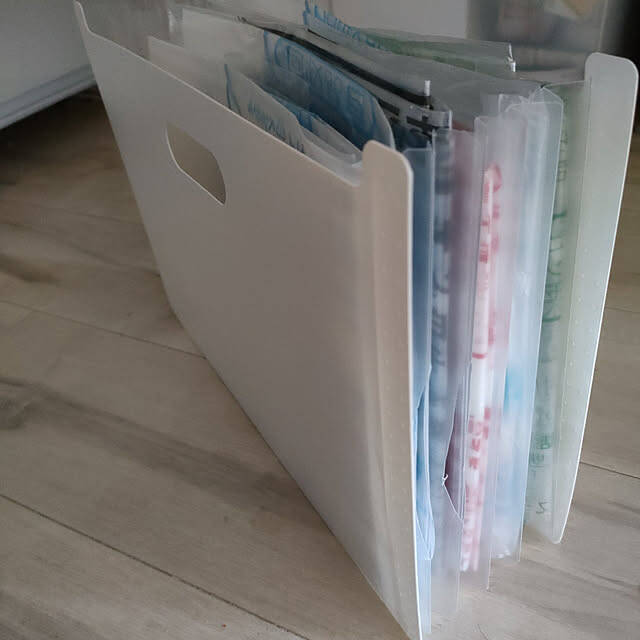 すっきり片付いて使いやすい！ゴミ袋&紙袋の収納アイデア10選