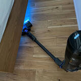 「「ベッドやソファ下も楽々！Sharkの自動ゴミ収集ドック付クリーナー 」by nn-home さん」の画像1