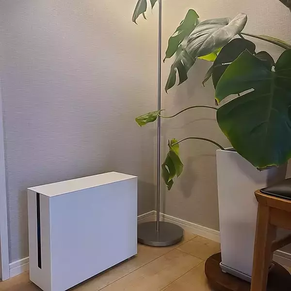 「【みんなが選んだ！】もう配線に悩まない！デスクやリビングが劇的に整うケーブルボックス4選」の画像