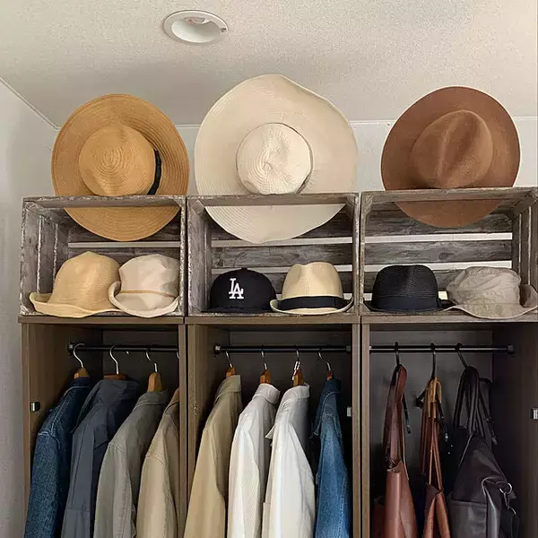 「お気に入りはサッと手に取れるようにしておきたい☆帽子の上手な収納テク」の画像