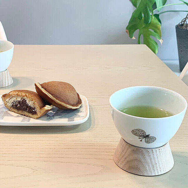 手にするたびすっと背筋が伸びる。暮らしに馴染むミナペルホネンのアイテム