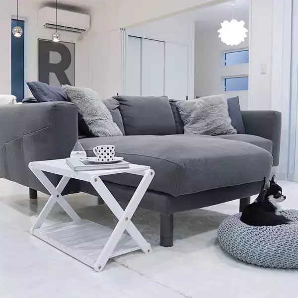 「置きたい場所にちょうどいい！暮らしのそばで活躍するベルメゾンの折りたたみラック」の画像