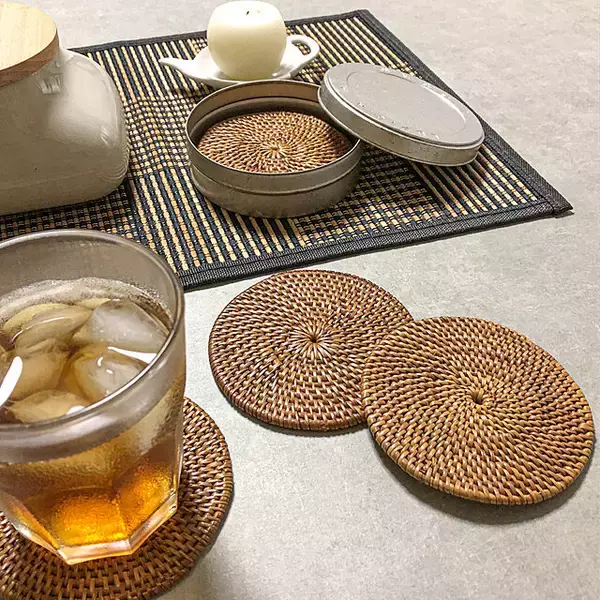 「好きなデザインで気持ちも上がる♡お菓子や紅茶の缶を活用するアイデア10選」の画像