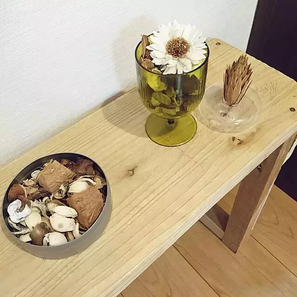 「好きなデザインで気持ちも上がる♡お菓子や紅茶の缶を活用するアイデア10選」の画像