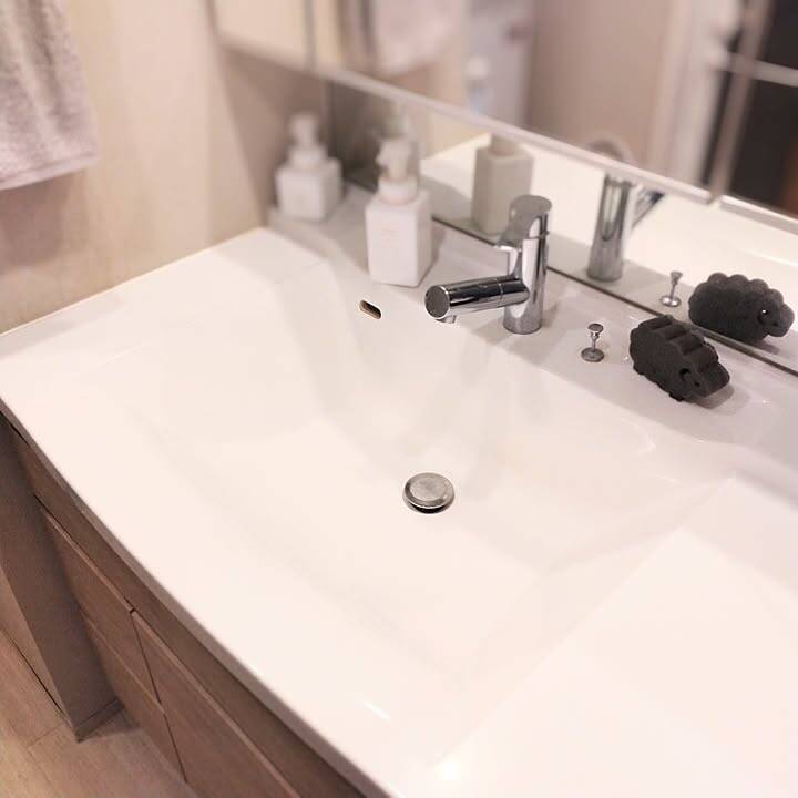 【写真でルームツアー】好きと使いやすさで整える。「暮らし心地」のつくり方。Forest_Umbrellaさんのお家をご紹介！