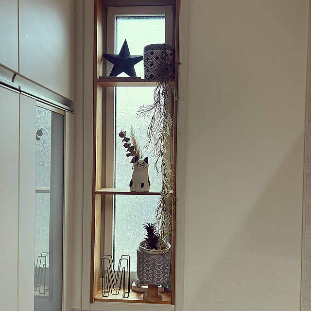 アイデアが光る窓辺のコーディネート♪機能的でインテリアとしても楽しめるカーテンの代用品6選