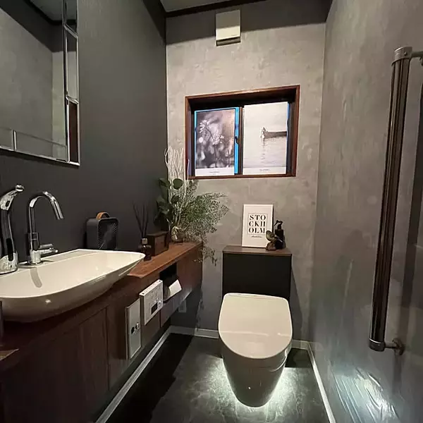 「アイデアが光る窓辺のコーディネート♪機能的でインテリアとしても楽しめるカーテンの代用品6選」の画像