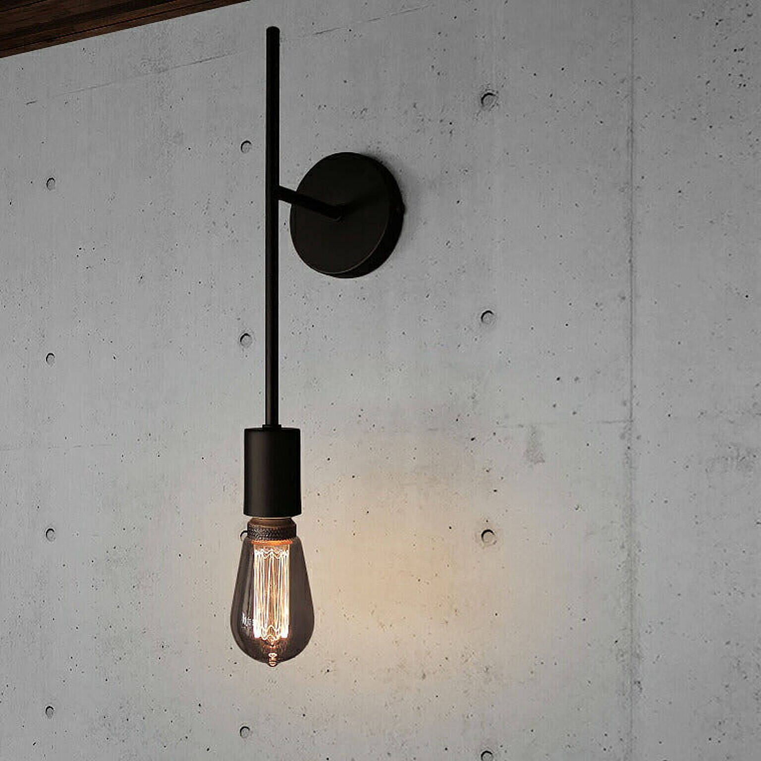 柔らかな光と美しい陰影が魅力♡ブラケットライトで雰囲気ある空間に