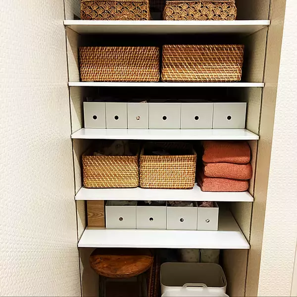 「動線もスムーズで時短につながる！参考にしたい部屋着・パジャマ類の収納アイデア集」の画像