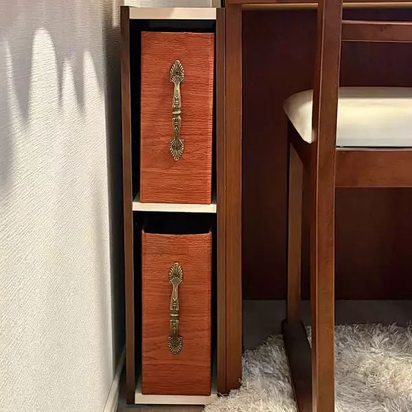 「手軽に印象チェンジできる！セリアの取っ手を使った身近なプチDIYアイデア」の画像