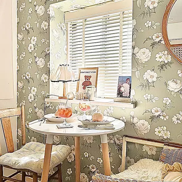 クロスでお部屋に彩りと個性を取り入れる！柄物クロスを使った実例6選