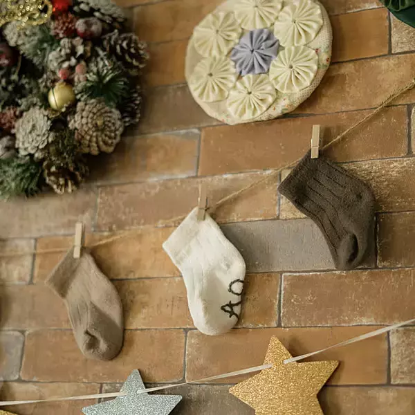 「自分に合うクリスマスの演出ができる！小物やツリーで彩る、クリスマスディスプレイのアイデア6選」の画像