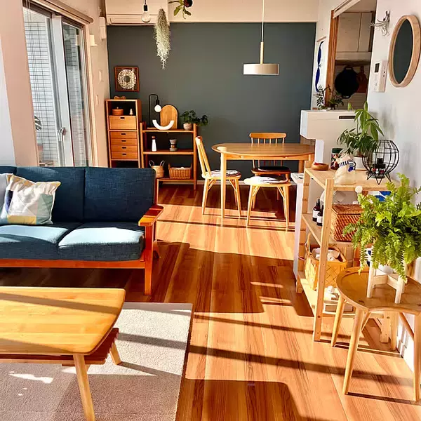 「木や自然素材の心地よさに包まれる♪ナチュラルインテリアのお部屋」の画像