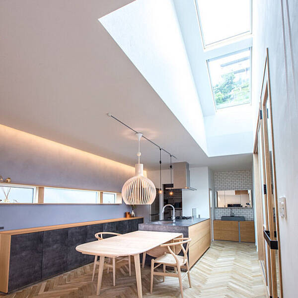 おうちの中で空を見上げる開放感 憧れの天窓があるインテリア特集 22年3月10日 エキサイトニュース