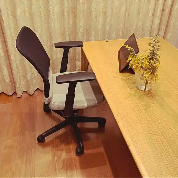 「デスクまわりをもっと使いやすく☆勉強や仕事がはかどるニトリのアイテム」の画像