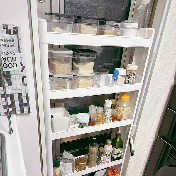 「わずかなすき間が収納スペースに変わる！スリムワゴンで叶える「ぴったり収納」実例集」の画像