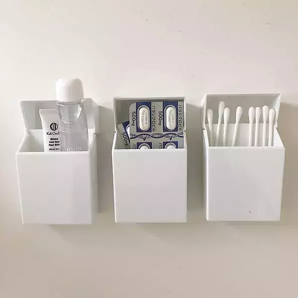 「細々としたアイテムがスッキリ片付く！100均の小物収納カタログ」の画像