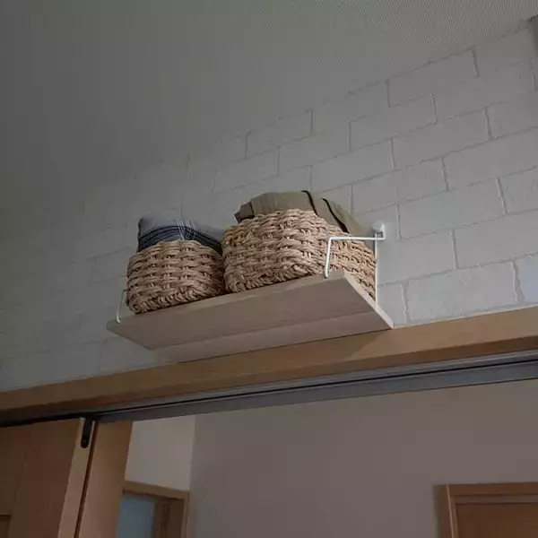 「収納を増やしたいならプチプラDIYで実現！ダイソーのアイテムを使った収納作りのアイデア」の画像