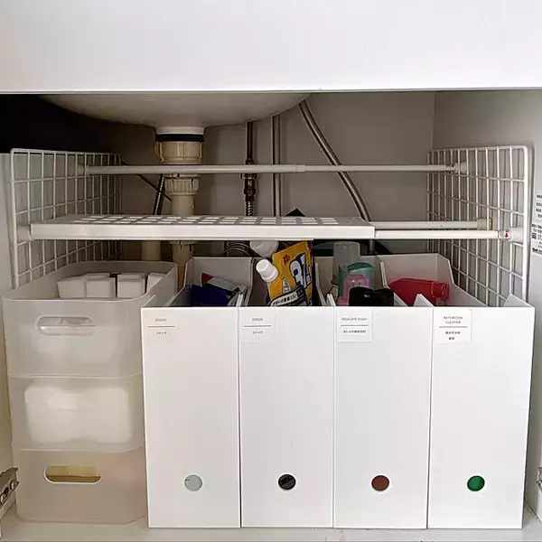 「収納を増やしたいならプチプラDIYで実現！ダイソーのアイテムを使った収納作りのアイデア」の画像