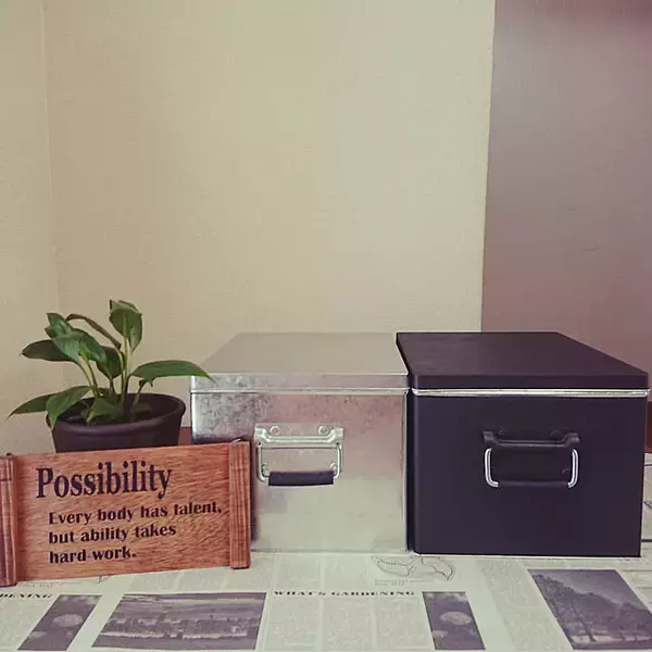 「使いやすさとクールな質感が人気の秘密！無印良品のトタンボックス」の画像