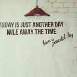 「ダイソーのライトで自分好みのウォールライトをDIY☆RoomClipユーザーさんの作品をご紹介」の画像3