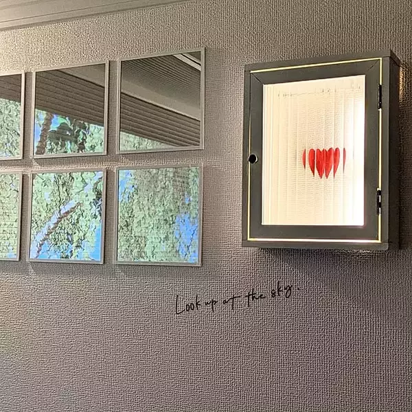 「ダイソーのライトで自分好みのウォールライトをDIY☆RoomClipユーザーさんの作品をご紹介」の画像