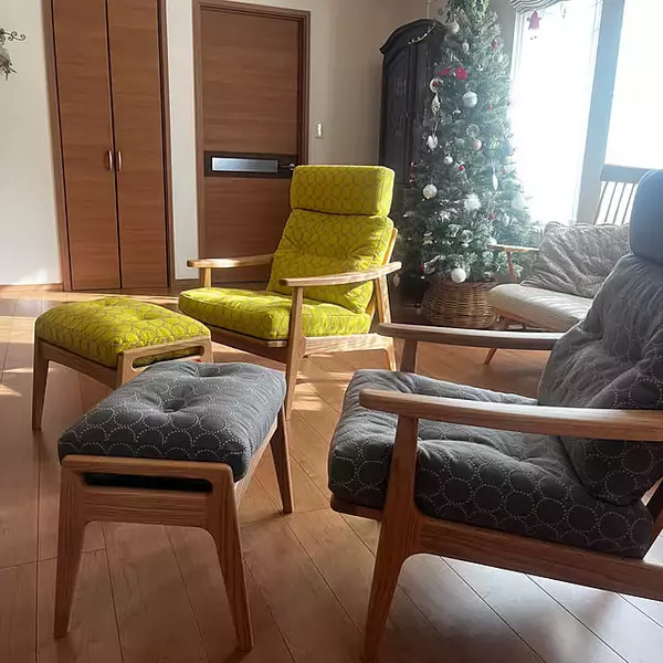 「アートのような美しさにもこだわって。おうち時間をマイペースに楽しめる一人掛けソファ特集」の画像