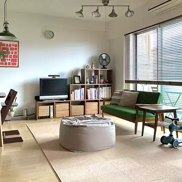「座り心地だけじゃなく使い勝手のよさも魅力ポイント♪無印良品の体にフィットするソファ」の画像