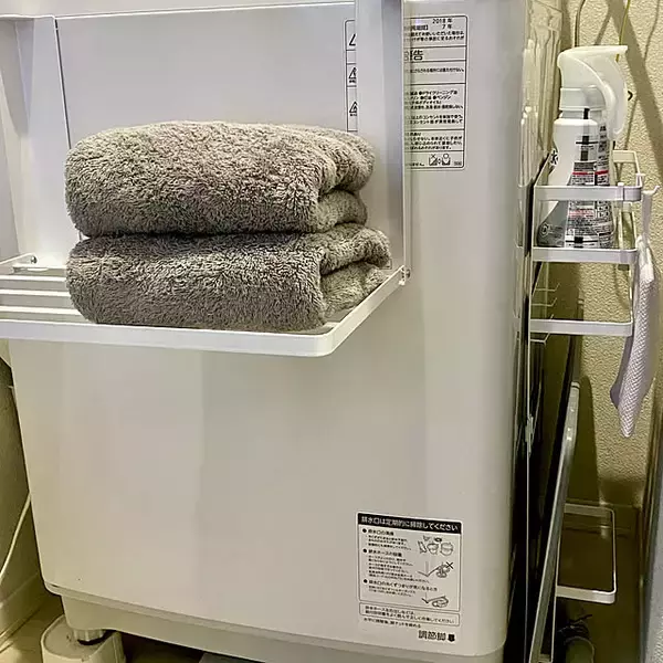 「デッドスペースを味方に。洗面所がもっと使いやすくなる工夫」の画像