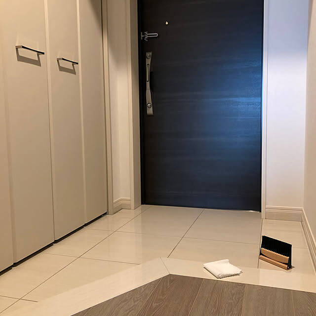 玄関の第一印象が変わる！玄関床をピカピカに整えるお掃除術10選