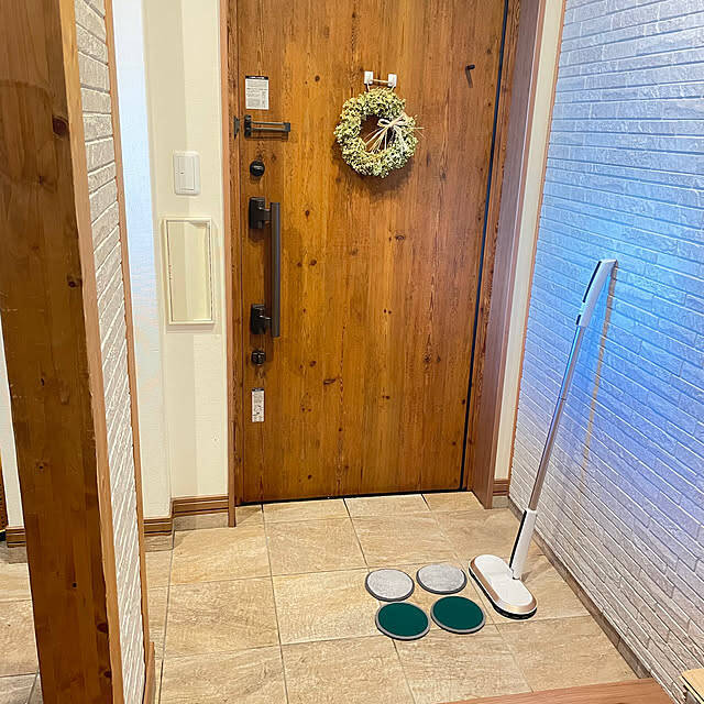 玄関の第一印象が変わる！玄関床をピカピカに整えるお掃除術10選