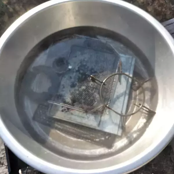 「キレイをキープ&汚れをリセット！トースター掃除の方法」の画像