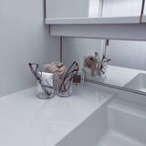 「普段使いもコレクションもスッキリ！見た目も使い勝手も良いメガネの収納アイデア6選」の画像4