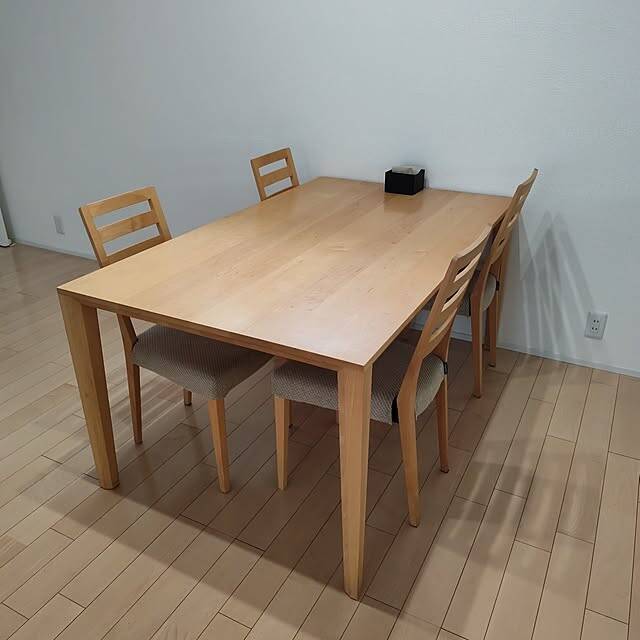 シンプルを極めて理想のお部屋に♪心豊かに過ごせるミニマルインテリアを取り入れたコーディネート実例