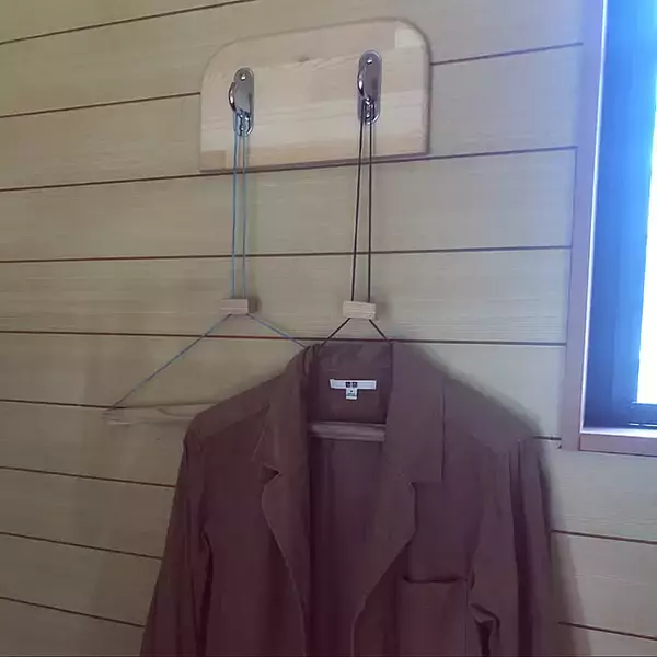 「「ただいま」と「行ってきます」をもっとスムーズに！上着・アウターの一時置き場アイデア10選」の画像