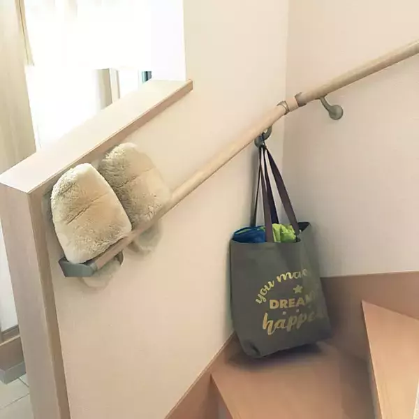「「ただいま」と「行ってきます」をもっとスムーズに！上着・アウターの一時置き場アイデア10選」の画像