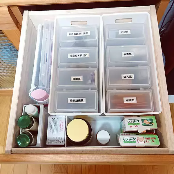 「プチプラで収納上手になれる！セリアのアイテムを使った「引き出し収納」実例集」の画像