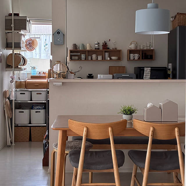 「見せる・隠すのバランスで心地よく。暮らしになじむカフェ風キッチン」 by chunpinaさん