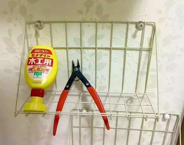 「「切って整えるだけ♪サッと手に取れるドライヤーホルダーのつくり方」 by haruminさん」の画像